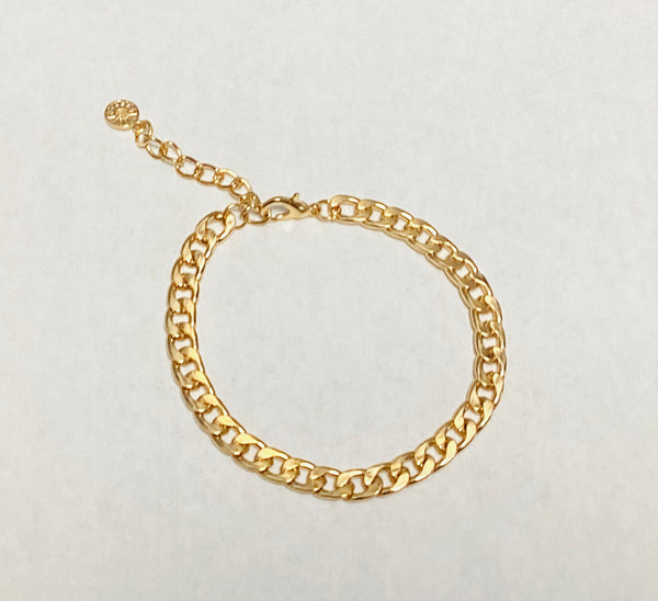 Gold chain bracelet